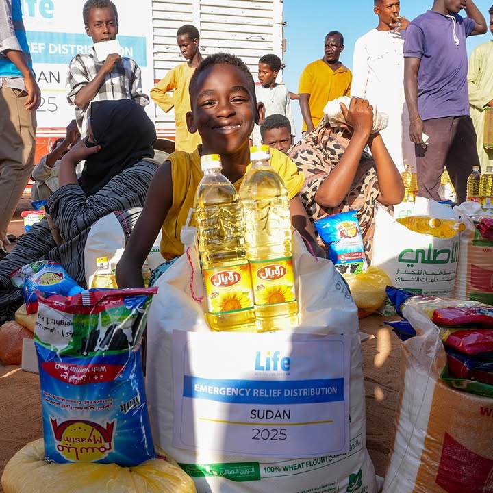 لايف للاغاثة - السودان - مجلة يا شباب