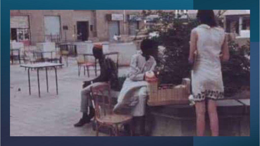 مجلة يا شباب مقهى اتني في الخرطوم